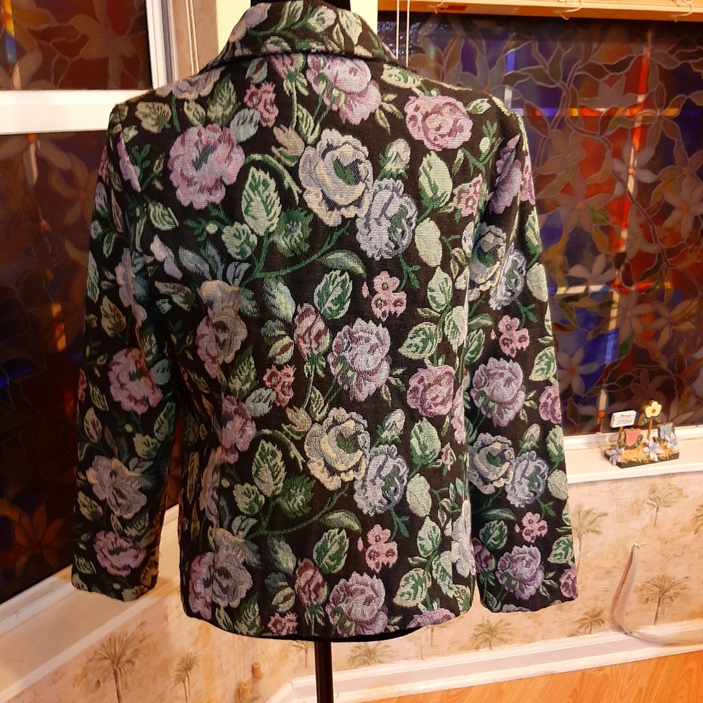 JACKET - Picture 2 of 4